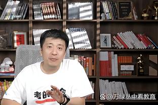 泽林斯基：贝林厄姆是我交手过的最强球员之一，看他踢球是种乐趣